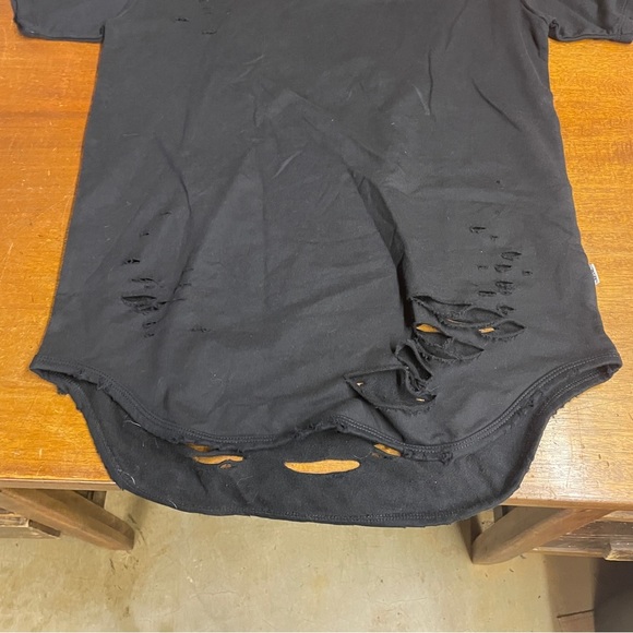 EPTM T-Shirt “The Distressed Long Tee” in Black by The Perfect Example T-17 - Picture 6 of 8